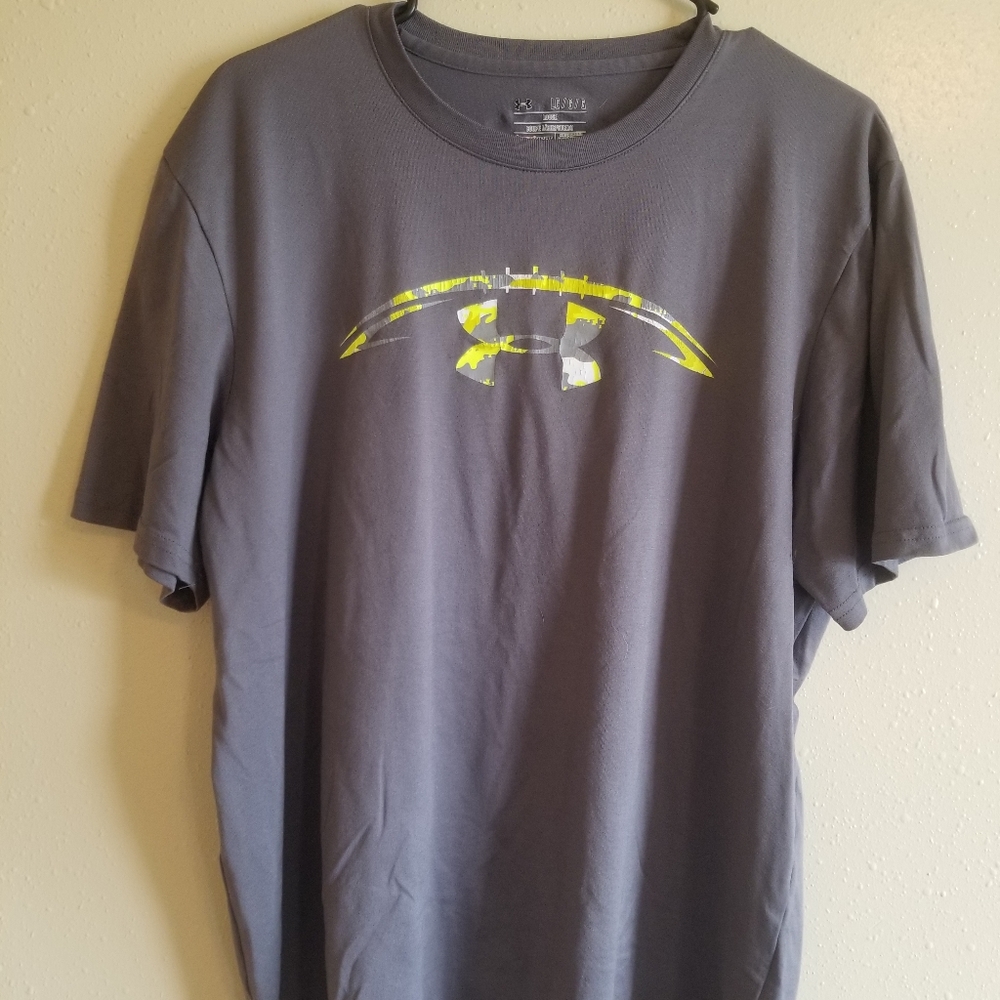 Under Armour football tee